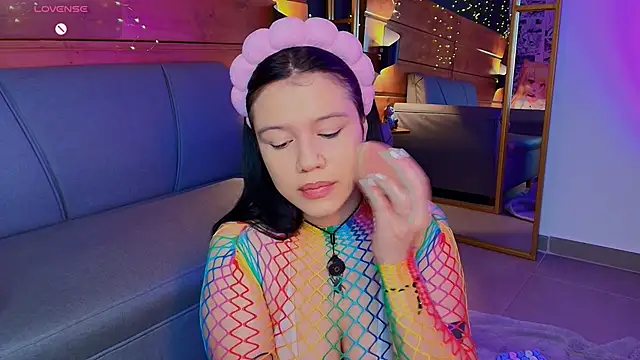 Snapshot of aria_bloomer chatting on April 2026 08:09:01 PM aria bloomer online show from April 2026 08:09:01 PM