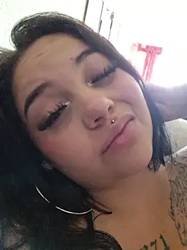 Snapshot of Kitty_79 chatting on April 2026 07:03:02 PM Kitty 79 online show from April 2026 07:03:02 PM