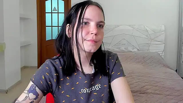 Snapshot of Kitty_Lilit_ chatting on April 2026 02:28:02 PM Kitty Lilit online show from April 2026 02:28:02 PM