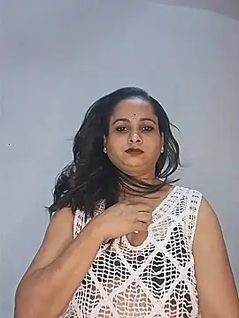Snapshot of Bebo_QueeN chatting on May 2026 11:51:01 AM Bebo QueeN online show from May 2026 11:51:01 AM