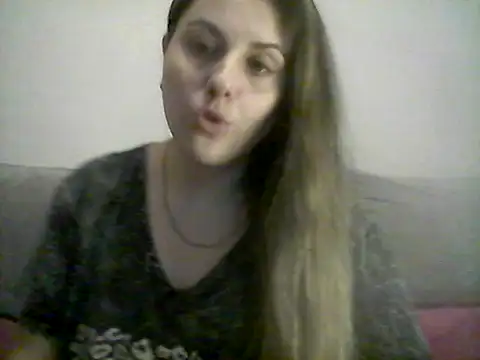 SoyMaraLuxe online show from April 2026 05:13:02 PM