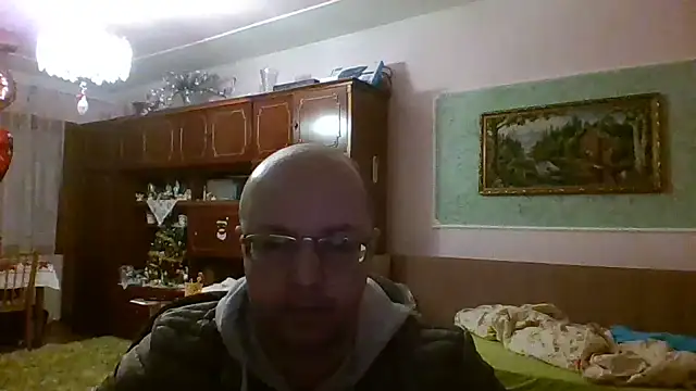 Luceriusbigass online show from February 2025 03:58:01 PM