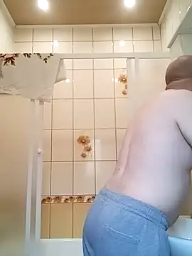 Luceriusbigass online show from November 2025 01:13:01 PM