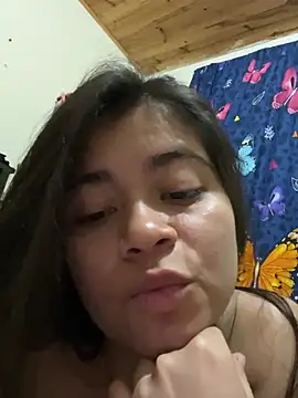 Snapshot of Kloe_zaf chatting on May 2026 04:19:02 AM Kloe zaf online show from May 2026 04:19:02 AM
