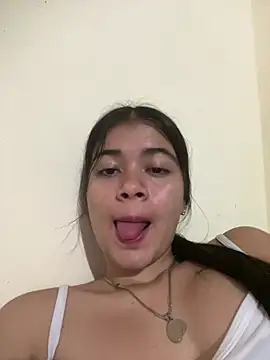 Snapshot of Kloe_zaf chatting on May 2026 06:30:02 AM Kloe zaf online show from May 2026 06:30:02 AM