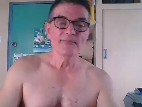 scooty-friends online show from April 2026 08:01:02 PM