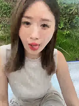 Snapshot of qin205205 chatting on July 2026 11:49:02 AM qin205205 online show from July 2026 11:49:02 AM