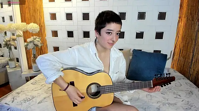 Snapshot of Atheena__ chatting on April 2026 01:24:02 PM Atheena online show from April 2026 01:24:02 PM