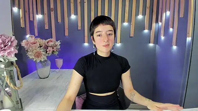 Snapshot of Atheena__ chatting on May 2026 12:46:02 PM Atheena online show from May 2026 12:46:02 PM