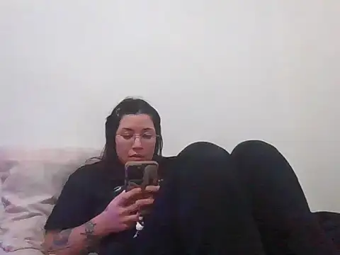 cherryxxox online show from April 2026 10:51:02 PM