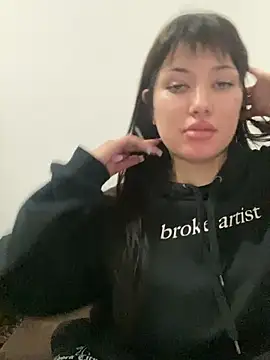 cherryxxox online show from June 2026 08:27:01 AM