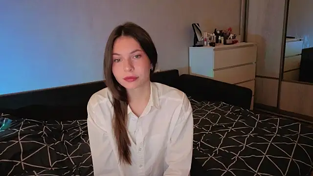 Wanna see uFII online show from May 2026 04:35:01 PM