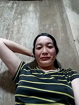vanlucky2 online show from May 2026 11:23:04 PM