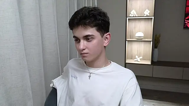 alexander 18 xxl online show from June 2026 06:01:01 PM