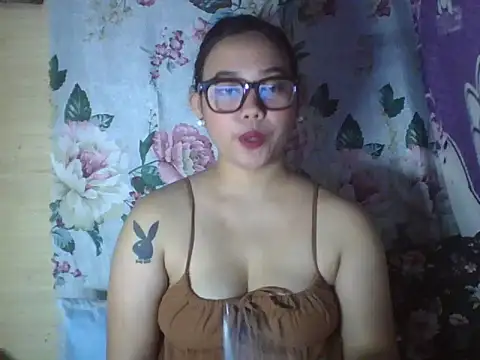 Snapshot of sexy_princess08 chatting on May 2026 01:07:02 PM sexy princess08 online show from May 2026 01:07:02 PM