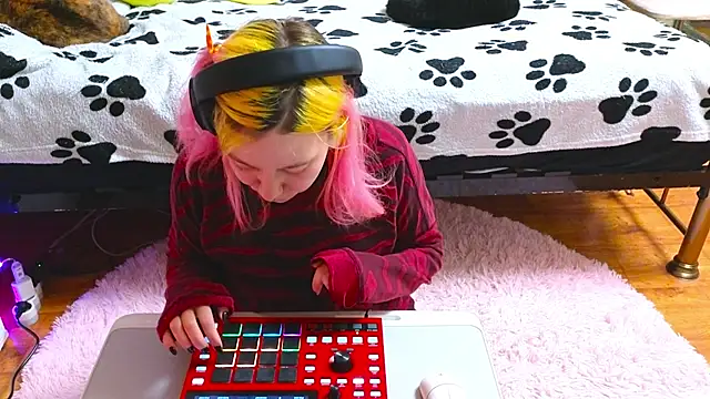 Sansarella online show from January 2026 06:44:02 PM