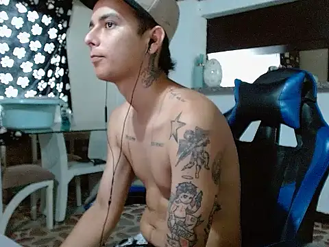 Snapshot of nino_oregano chatting on June 2026 01:11:01 PM nino oregano online show from June 2026 01:11:01 PM
