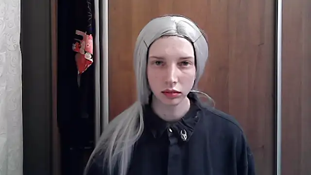 Snapshot of Crimson_Lady chatting on May 2026 06:47:02 PM Crimson Lady online show from May 2026 06:47:02 PM
