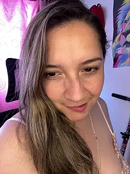 Snapshot of belucci_vale chatting on April 2026 01:53:02 PM belucci vale online show from April 2026 01:53:02 PM