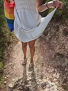 Lola-Sanchez online show from April 2026 03:50:02 PM