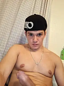 alexis21223 online show from May 2026 09:47:02 AM