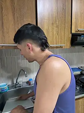 Universobayx online show from April 2026 04:13:02 AM