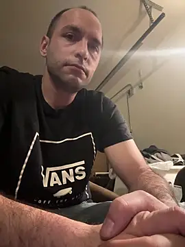 Snapshot of Daltoid chatting on April 2026 09:04:01 AM Daltoid online show from April 2026 09:04:01 AM