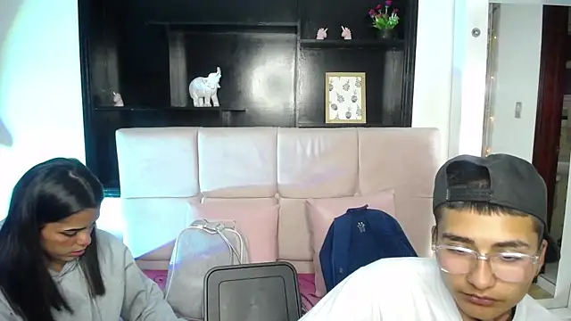 Snapshot of Tony_1_ chatting on April 2026 03:22:02 AM Tony 1 online show from April 2026 03:22:02 AM