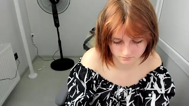 GoldenKiss online show from June 2026 06:51:02 AM
