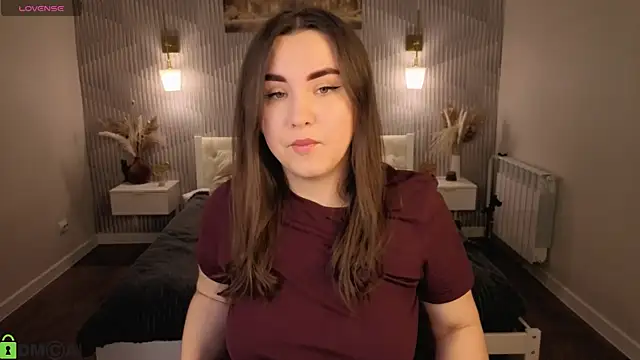 Nelie Evans online show from June 2026 01:12:02 AM