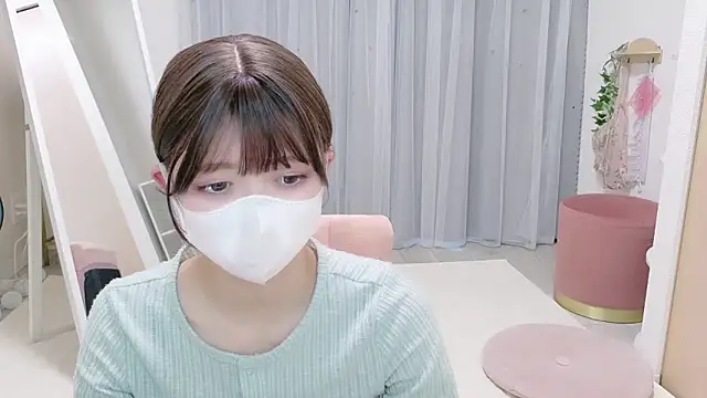 Snapshot of SERIpon_ chatting on April 2026 09:45:01 AM SERIpon online show from April 2026 09:45:01 AM