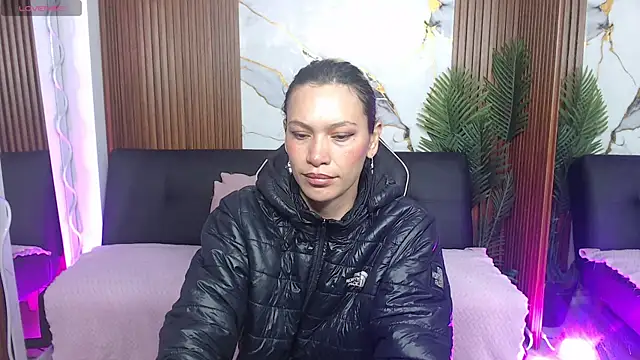 Snapshot of alonddra_tay chatting on May 2026 11:37:02 AM alonddra tay online show from May 2026 11:37:02 AM