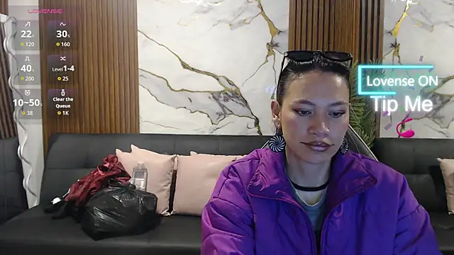 Snapshot of alonddra_tay chatting on May 2026 11:40:01 AM alonddra tay online show from May 2026 11:40:01 AM