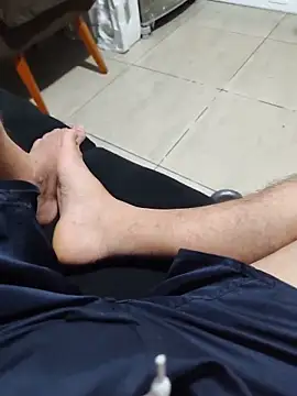 Fofinho44 online show from May 2026 11:56:01 PM