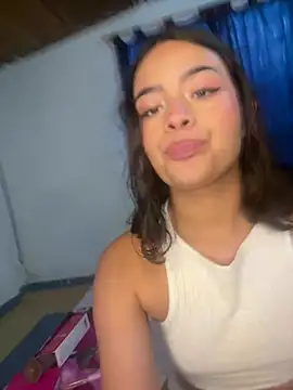 Megan-Moon online show from June 2026 09:35:02 PM