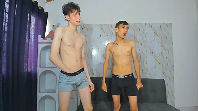 Snapshot of Sweet_boyshot chatting on April 2026 02:00:02 PM Sweet boyshot online show from April 2026 02:00:02 PM