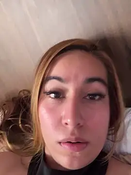 Snapshot of Aitana_Lux chatting on April 2026 07:28:01 PM Aitana Lux online show from April 2026 07:28:01 PM