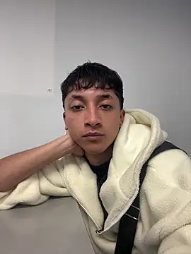 Aaron Brink  online show from April 2026 01:05:02 PM