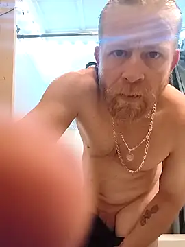 2hot2fun online show from April 2026 12:10:01 PM