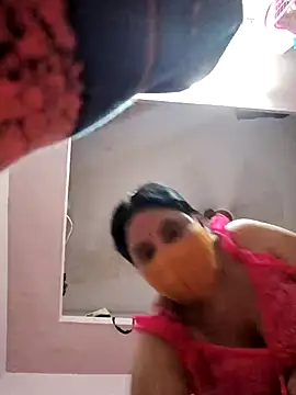 Snapshot of Tamilaunty35 chatting on May 2026 05:43:01 PM Tamilaunty35 online show from May 2026 05:43:01 PM