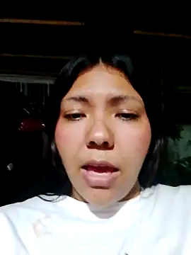 Snapshot of Izel_ chatting on April 2026 04:21:01 AM Izel online show from April 2026 04:21:01 AM