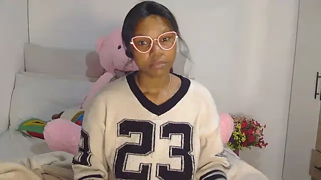 Snapshot of Darrkdeeva669 chatting on July 2026 03:19:01 AM Darrkdeeva669 online show from July 2026 03:19:01 AM
