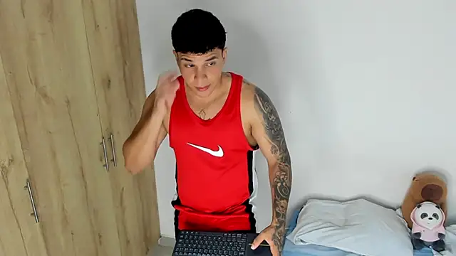 DrakeSmith  online show from April 2026 10:26:02 PM