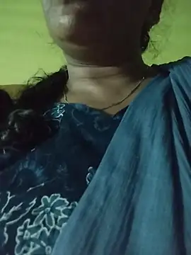 Snapshot of Monika_telugu_queen chatting on June 2026 06:50:01 PM Monika telugu queen online show from June 2026 06:50:01 PM