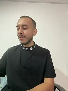 cristianstone2 online show from April 2026 02:32:02 PM