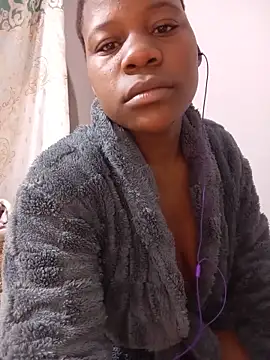 Snapshot of ShyBabe_07 chatting on June 2026 04:13:01 AM ShyBabe 07 online show from June 2026 04:13:01 AM