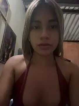 Snapshot of Kimmiebellarie chatting on May 2026 12:27:01 AM Kimmiebellarie online show from May 2026 12:27:01 AM
