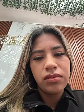Kimmiebellarie online show from July 2026 12:42:02 PM