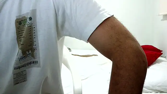 andrew 1520 online show from December 2025 02:08:02 AM