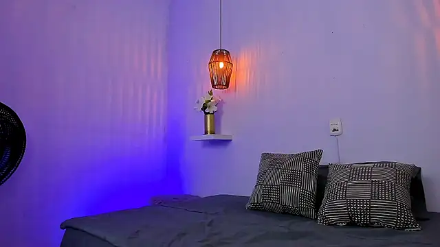 fatima-milf online show from April 2026 01:22:02 AM